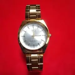 シチズンQ&Q QB78ゴールド