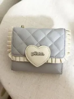 pium 三つ折り財布のサムネイル