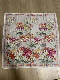 GIANNI VALENTINO ハンカチ 花柄のサムネイル