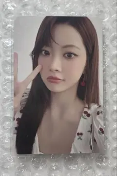 LESSERAFIM spaghetti ウンチェ　makestar トレカ