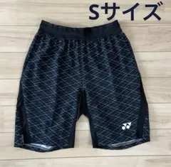 希少品　YONEX ハーフパンツ（迷彩） YONEXのフリマアイテム一覧