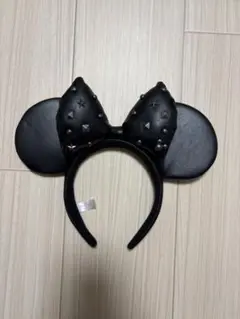 ミニー耳スタッズ付きカチューシャ