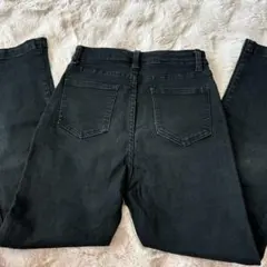 ブラックハイウエストスリムデニムパンツ