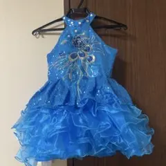 青いフリルドレスのサムネイル