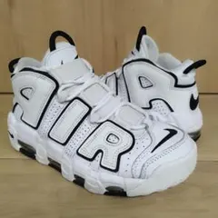 nike air more uptempo スニーカー