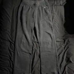 Nike 黒 スウェットパンツ フレア drip