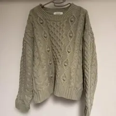 ローリーズファーム　ケーブルポンポンLS ベージュ