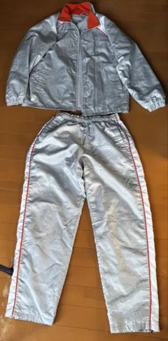 値下げ不可NIKEセットアップ上下Ｍsize