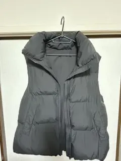 GU グレー ダウンベスト S