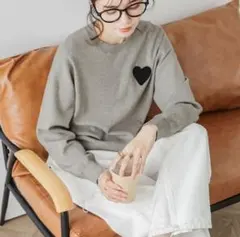 最終値下げ　La-gemme ハートロゴニットプルオーバー　グレー