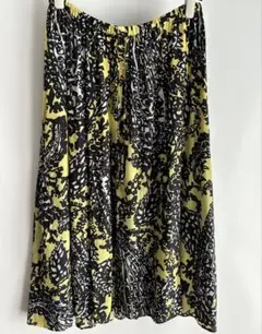 《SALE 》INED L サイズ13 黒×白×黄色柄スカート膝下丈大きいサイズのサムネイル