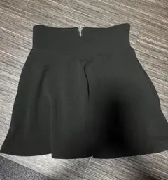 ブラック ハイウエストフレアスカート