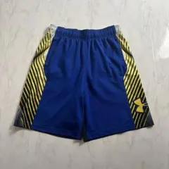 G*L様 美品　UNDER ARMOUR ハーフパンツ　Ｌ　スポーツ　ウェア