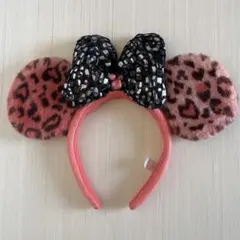 ディズニー　ミニー　カチューシャ　ヒョウ柄　ピンク