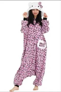 カ*ウ様 ハローキティ フリースルームウェア ピンクヒョウ柄