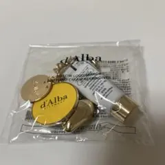 d'Alba ミラーとハンドクリームキーホルダー