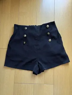 GRL ハイウエスト ショートパンツ 金ボタン ブラック