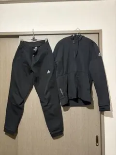 adidas ジャージ上下セット ブラック　メンズ