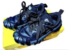 Onitsuka Tiger ブラック スニーカー