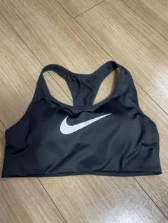 Nike ブラック スポーツブラ　Mサイズ