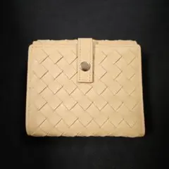 本皮・編み込みデザイン 二つ折り財布 クリーム色