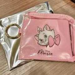 ディズニーストア　シークレット　PVC ウォレット　マリー