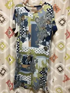 antiqua 花柄・幾何学模様 半袖ワンピース　Tシャツ