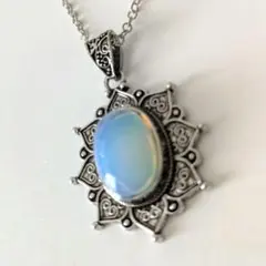 【再入荷なしラスト1点】シルバー　ネックレス　ムーンストーン　オーロラ