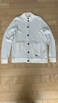 TAKEO KIKUCHI ホワイトカーディガンのサムネイル