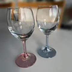ワイングラス 淡いピンクとブルー 2個セット