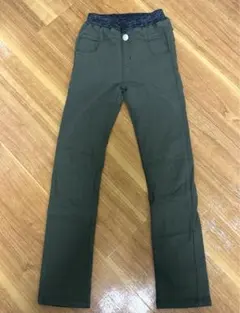 子ども用　長ズボン　カーキ　150cm