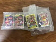 しんちゃんカプセルトイミニチュアビデオチャーム4個セット
