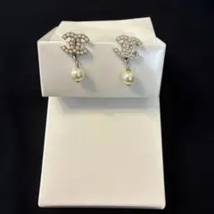 CHANEL ココマーク パール ピアス⭐︎美品⭐︎のサムネイル