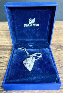 Swarovski クリスタルペンダント ネックレス