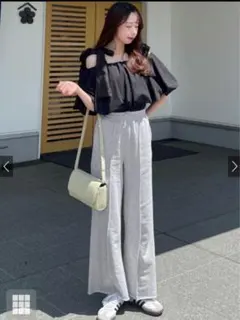 グレイル　センターピンタックスウェットセミフレアパンツ ライトグレー