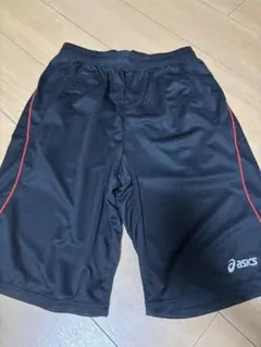 美品❣️アシックス　ハーフパンツ　O
