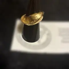 ゴールドカラー 立体デザイン リング 指輪のサムネイル