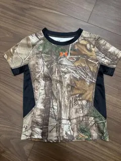 Under Armour 迷彩柄 Tシャツ 2Tのサムネイル