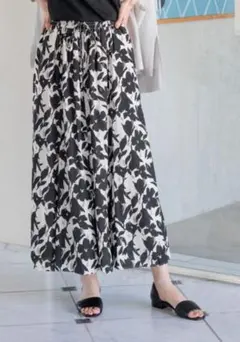 グローバルワーク　さらさらリラックスフレアワイドパンツ　M