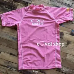 美品︎︎︎❤︎OPラッシュガード