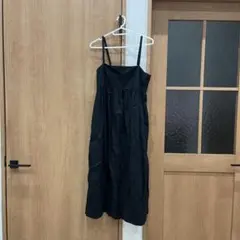 リネンブレンドギャザーキャミソールワンピース　黒　丈短め