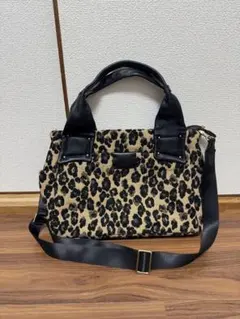 【美品】バッグズインプログレス レオパード トートバッグ BIP 大容量 豹柄 美品】バッグズインプログレス レオパード トートバッグ BIP 大容量 豹