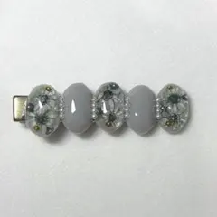 レジン ︎✿︎花柄︎✿ヘアクリップ（グレー）