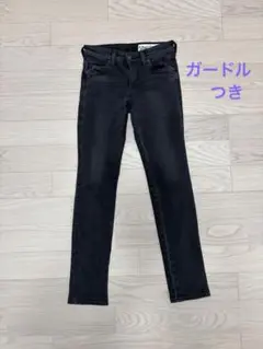 サムシング　ガードル付き　補正機能つき　デニムパンツ