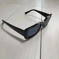 Ray-Ban サングラス ブラック スクエア（KEIJU着用）のサムネイル