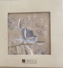 【新品】チャイナシルク　ハンカチ　中国真絲手綉工藝 xiudu 花刺繍のサムネイル