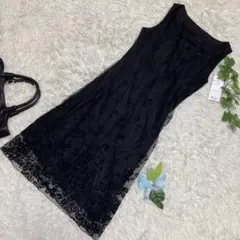 新品未使用　ROSA ノースリーブワンピース　黒　　ドレス　ひざ丈　花柄　9 M