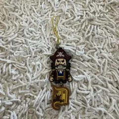 ワンピース　ストラップ