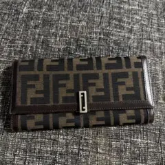 FENDI フェンディ 長財布 ズッカ柄 2804 8M0021 /019 - メルカリ