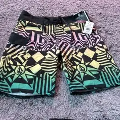VOLCOM KIDS ボルコム サーフパンツ 水着 男の子用 26インチ
